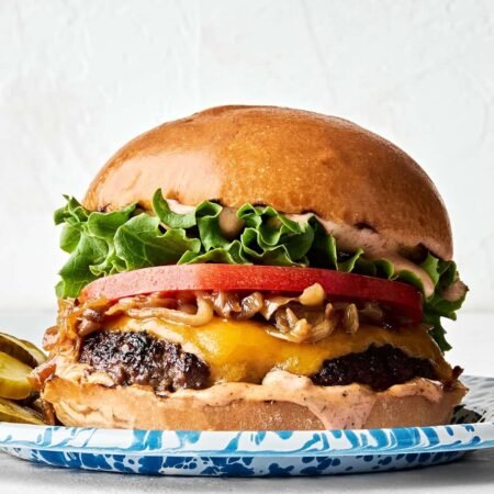 Halal cheeseburger in Queens, NY